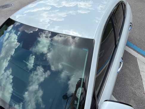 Used 2020 Genesis G70 2.0T RWD image 8