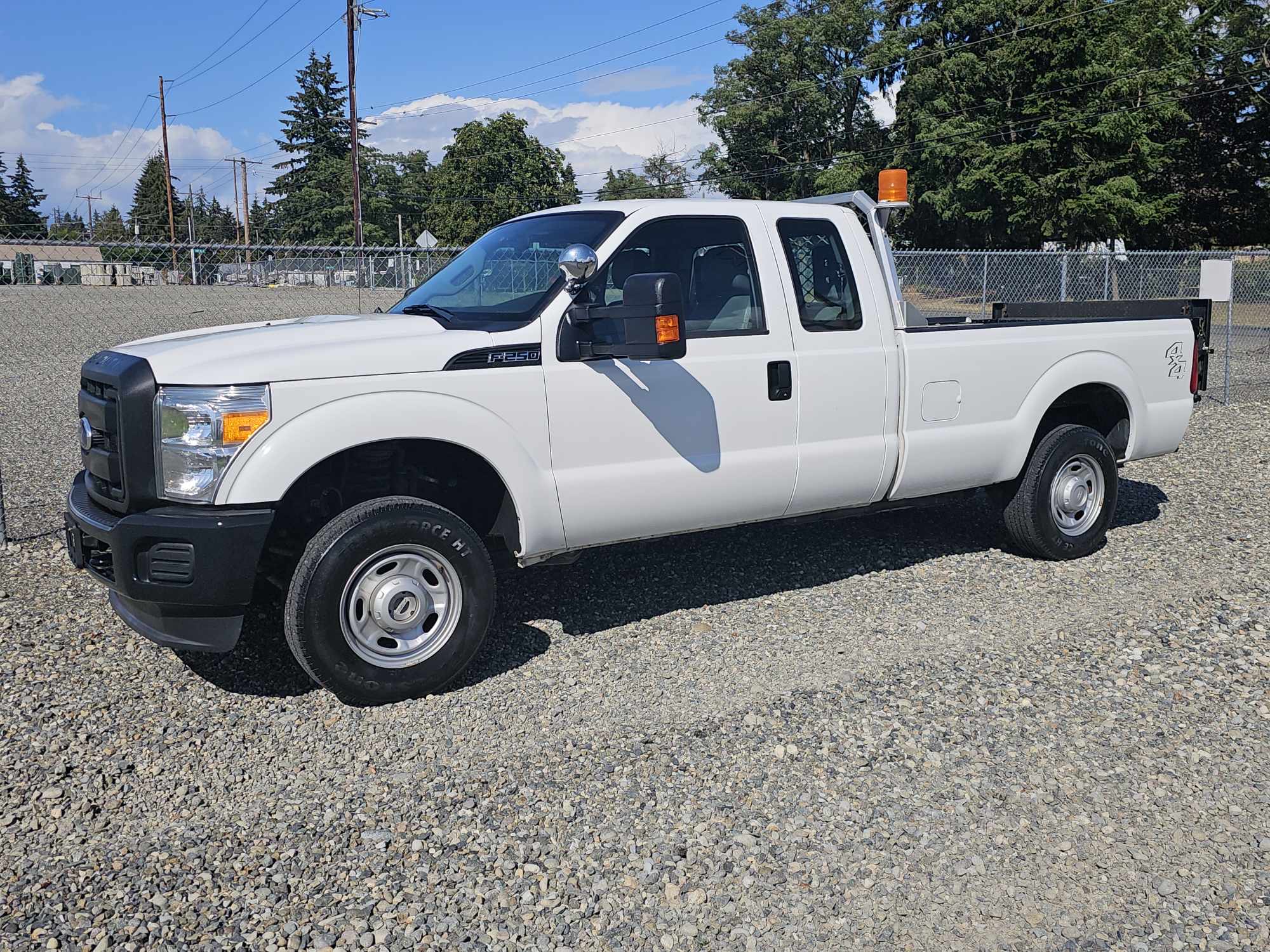 Used 2011 Ford F250 XL w/ PWR Equipment Group AWD/4WD image 1