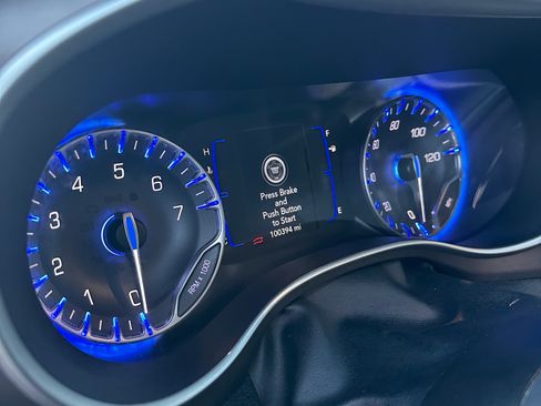 Used 2020 Chrysler Voyager Lxi image 6