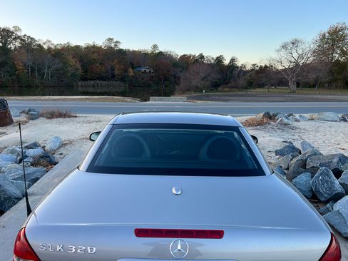 Used 2003 Mercedes-Benz SLK 320 image 6