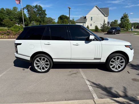 Used 2016 Land Rover Range Rover Supercharged AWD/4WD image 4