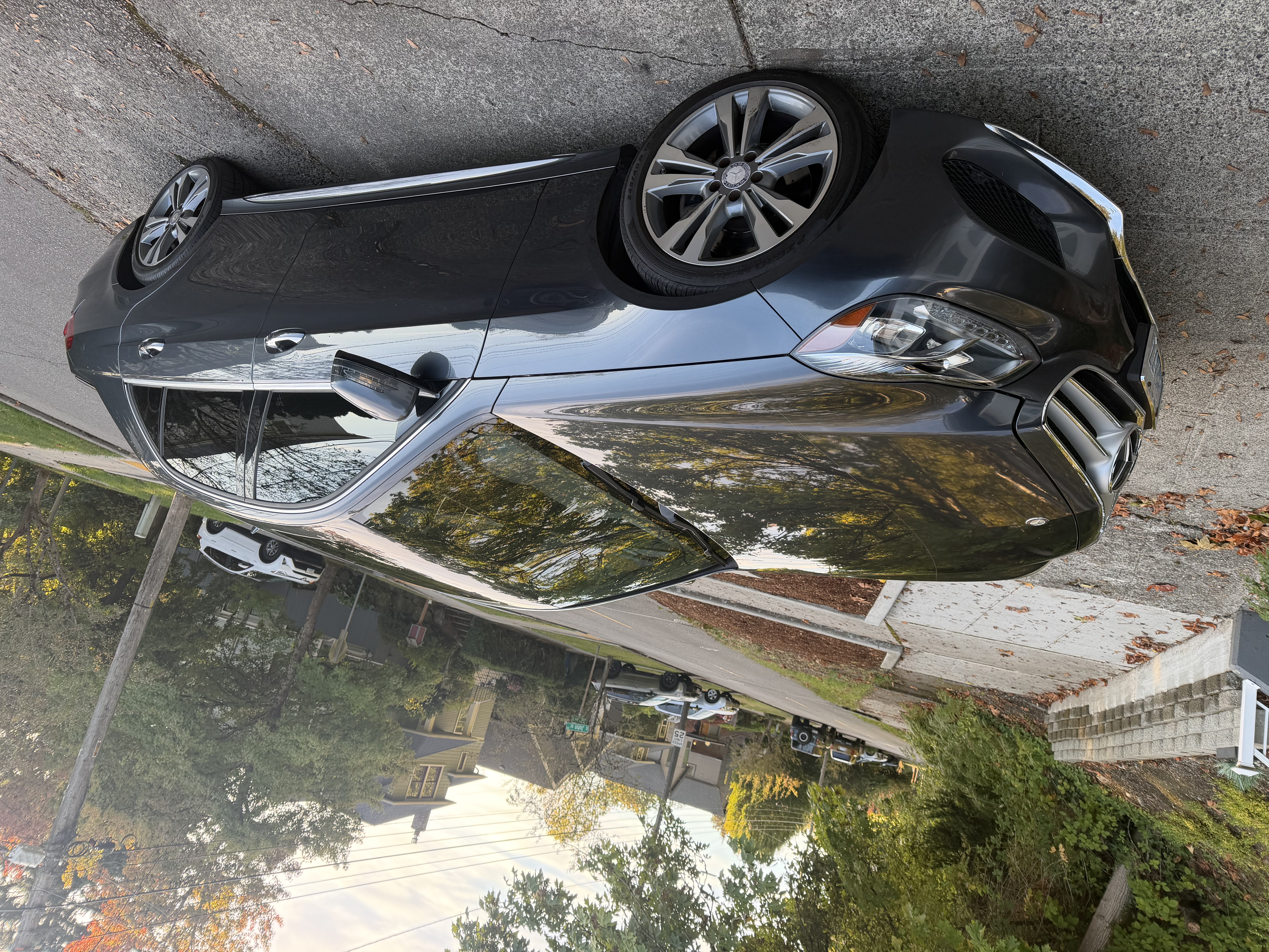 Used 2014 Mercedes-Benz E 350 4MATIC Sedan image 6