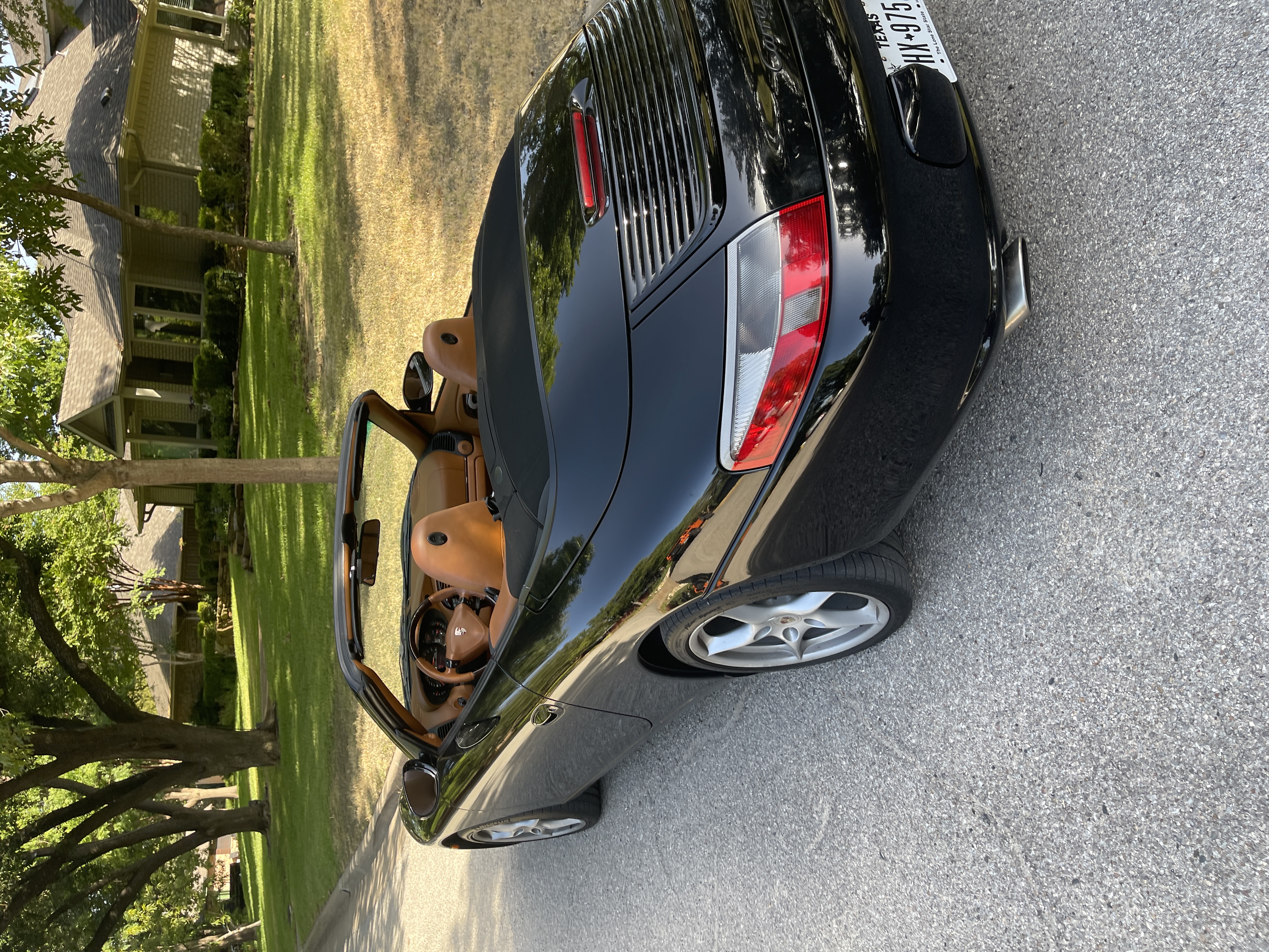 Used 2003 Porsche 911 Cabriolet image 6
