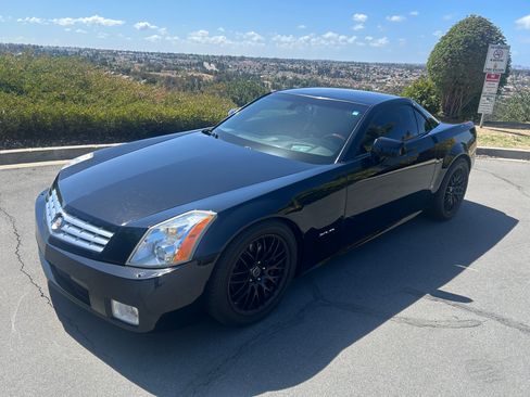 Used 2006 Cadillac XLR image 13
