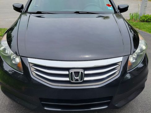 Used 2011 Honda Accord EX image 1
