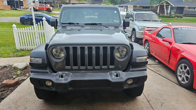 Used 2018 Jeep Wrangler Unlimited Sport S AWD/4WD image 1