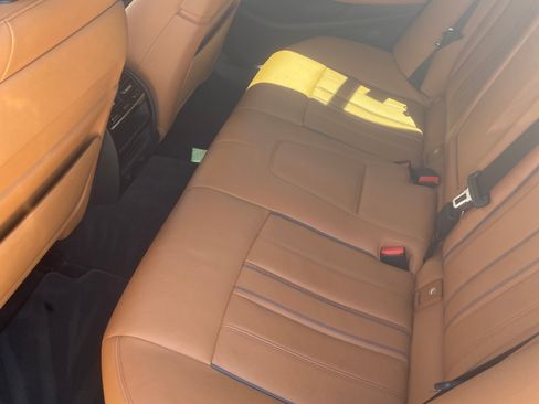 Used 2018 BMW 540i image 11