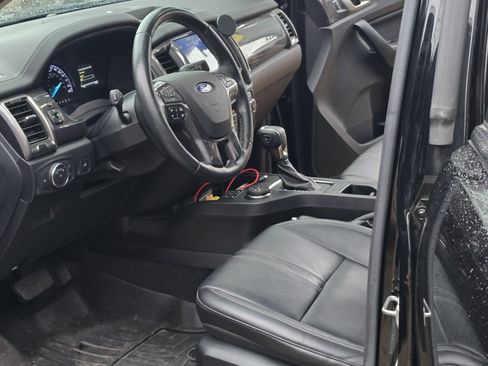 Used 2019 Ford Ranger Lariat w/ Equipment Group 501A Mid image 9