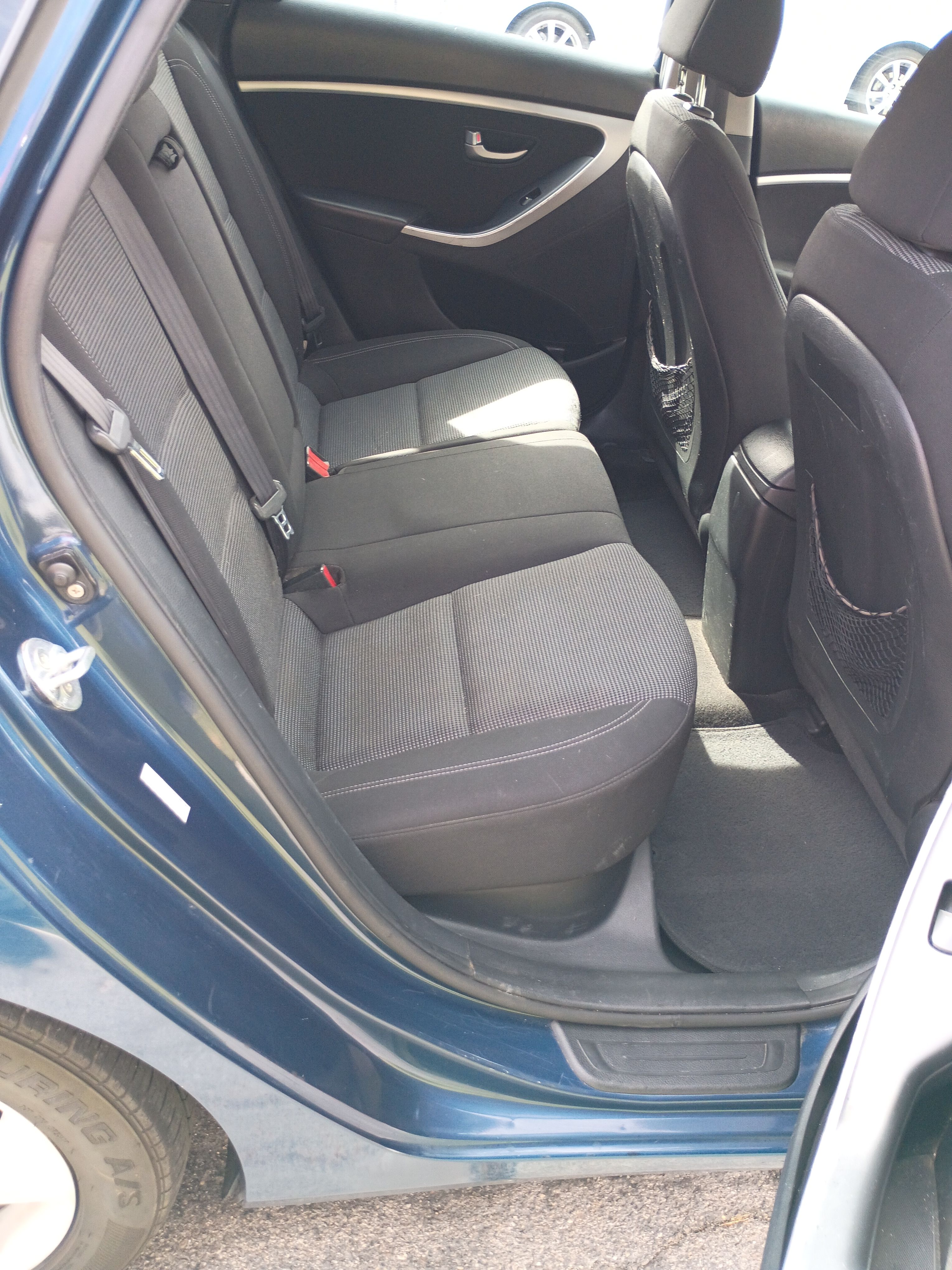 Used 2016 Hyundai Elantra GT FWD image 9