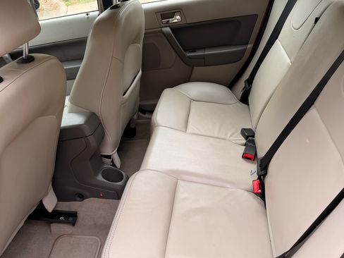 Used 2009 Ford Focus SES image 12