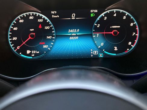 Used 2020 Mercedes-Benz C 300 4MATIC Sedan image 14