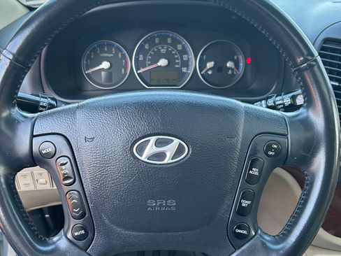 Used 2008 Hyundai Santa Fe SE image 1