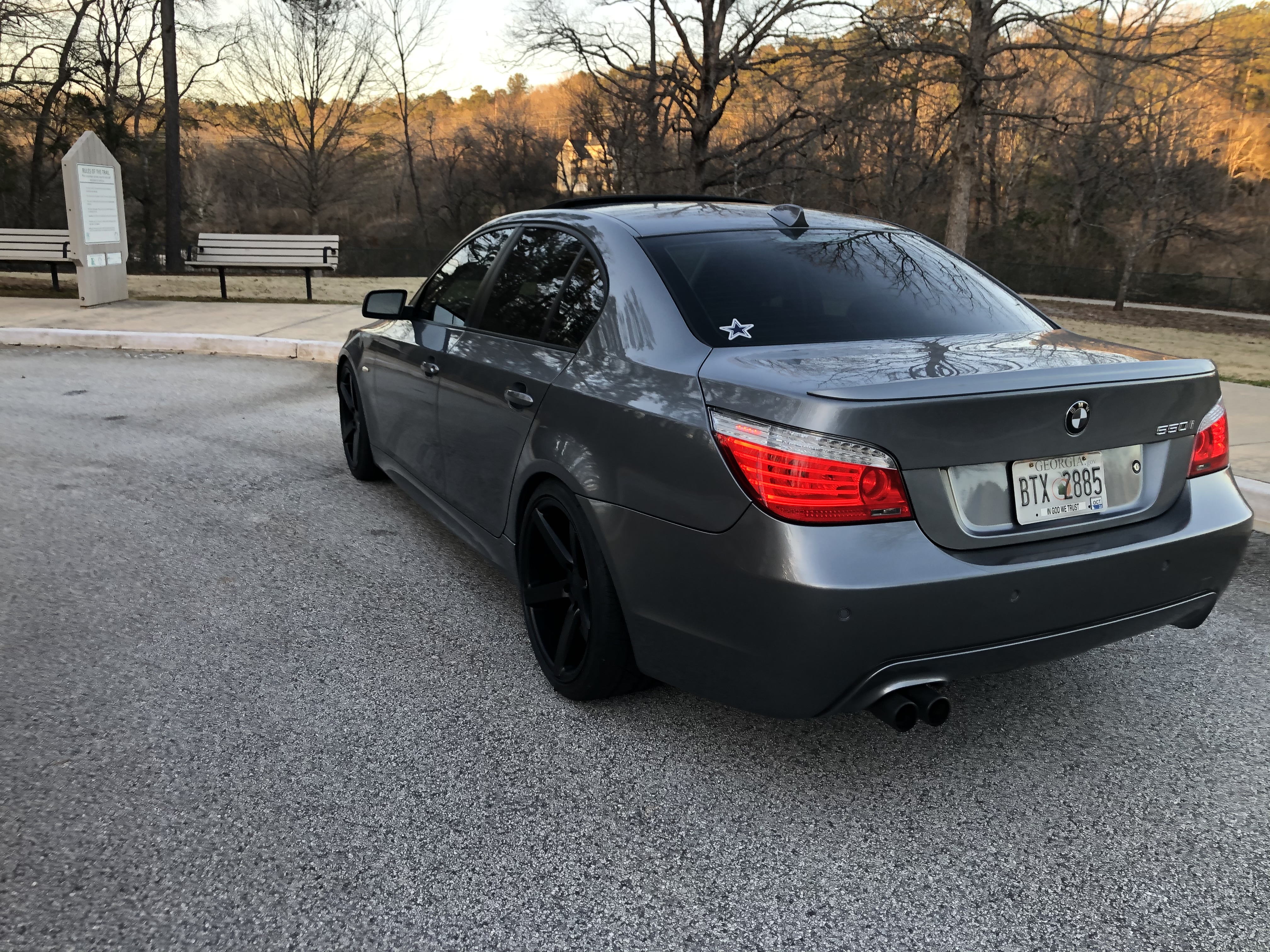 Used 2008 BMW 550i Sedan RWD image 4