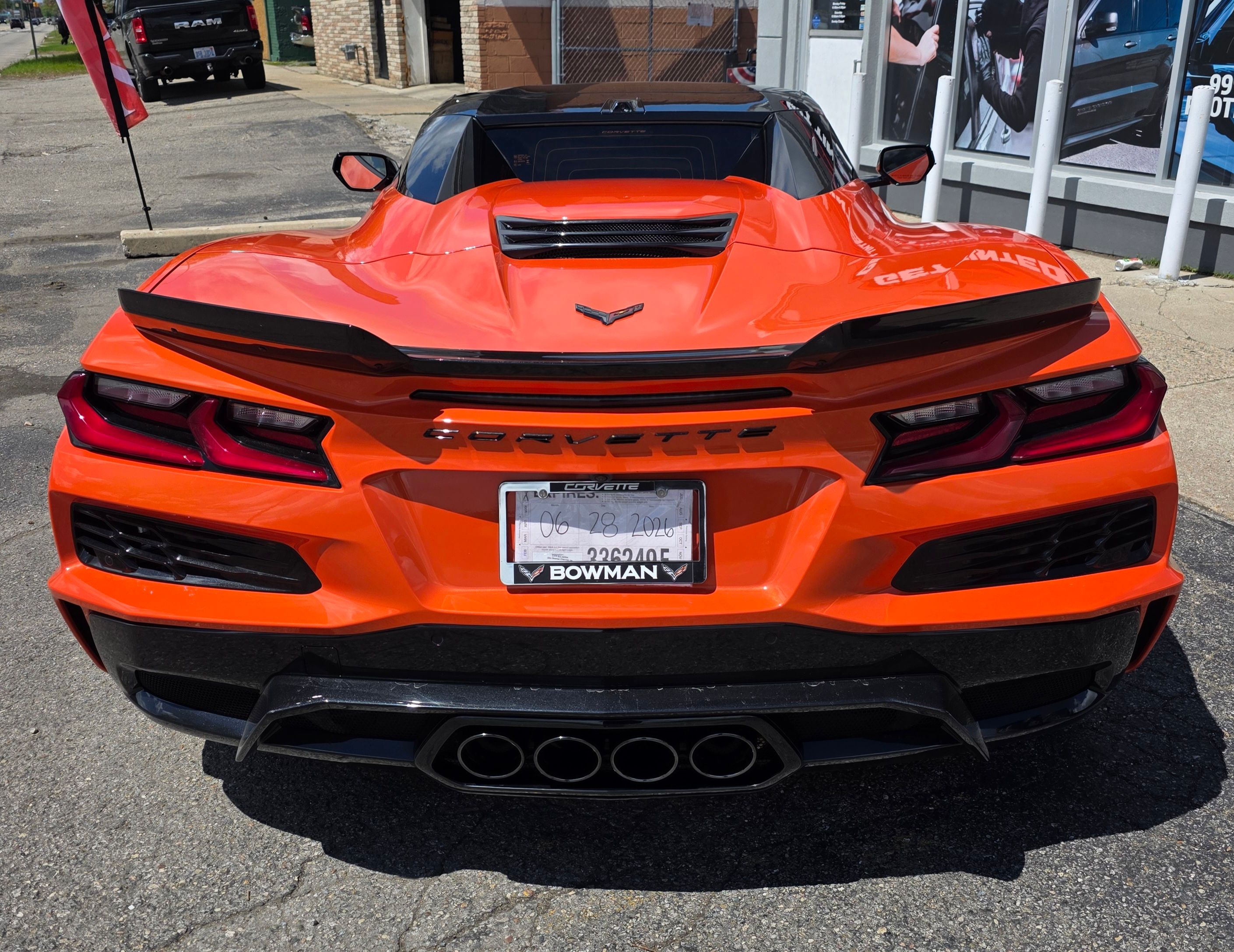 Used 2025 Chevrolet Corvette Z06 w/ Stealth Interior Trim Package RWD image 8