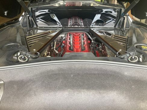Used 2021 Chevrolet Corvette Stingray Premium Cpe w/ Z51 Performance Package RWD image 9