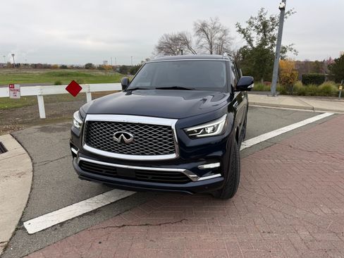 Used 2018 INFINITI QX80 2WD image 2
