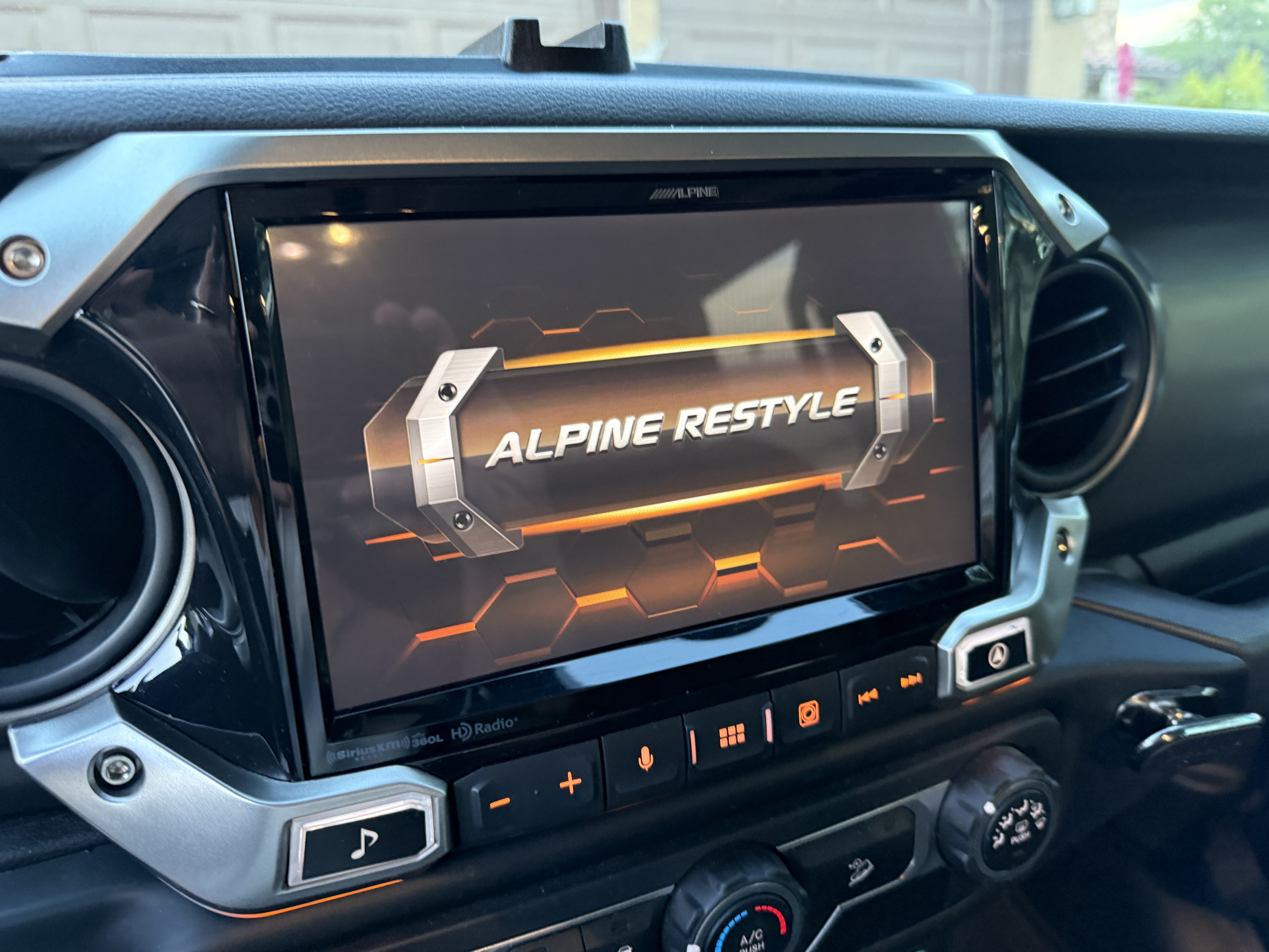 Used 2019 Jeep Wrangler Unlimited Sport S AWD/4WD image 20