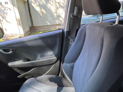 Used 2011 Honda Fit Sport image 10