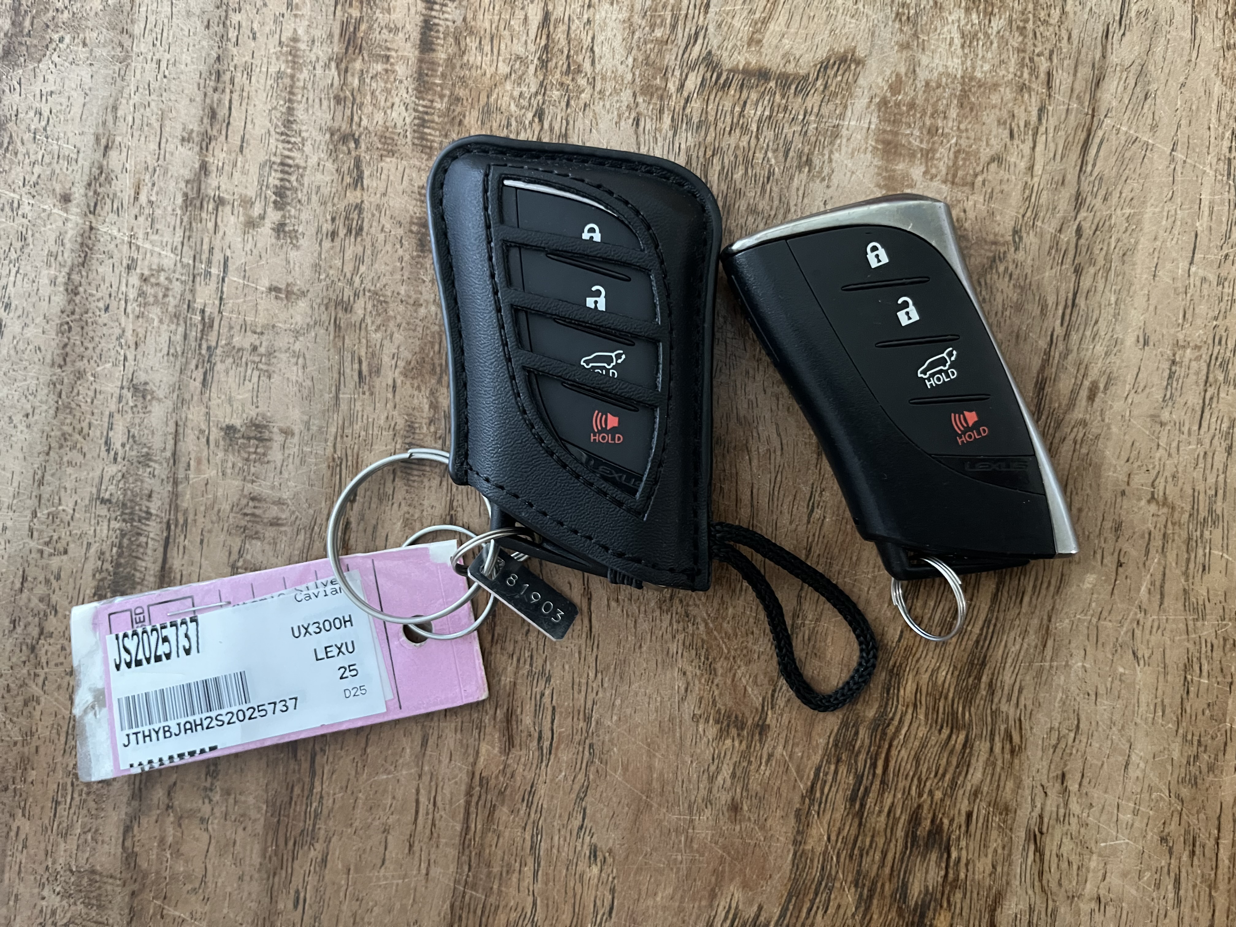 Used 2025 Lexus UX 300h FWD w/ Accessory Package (Z1) image 30