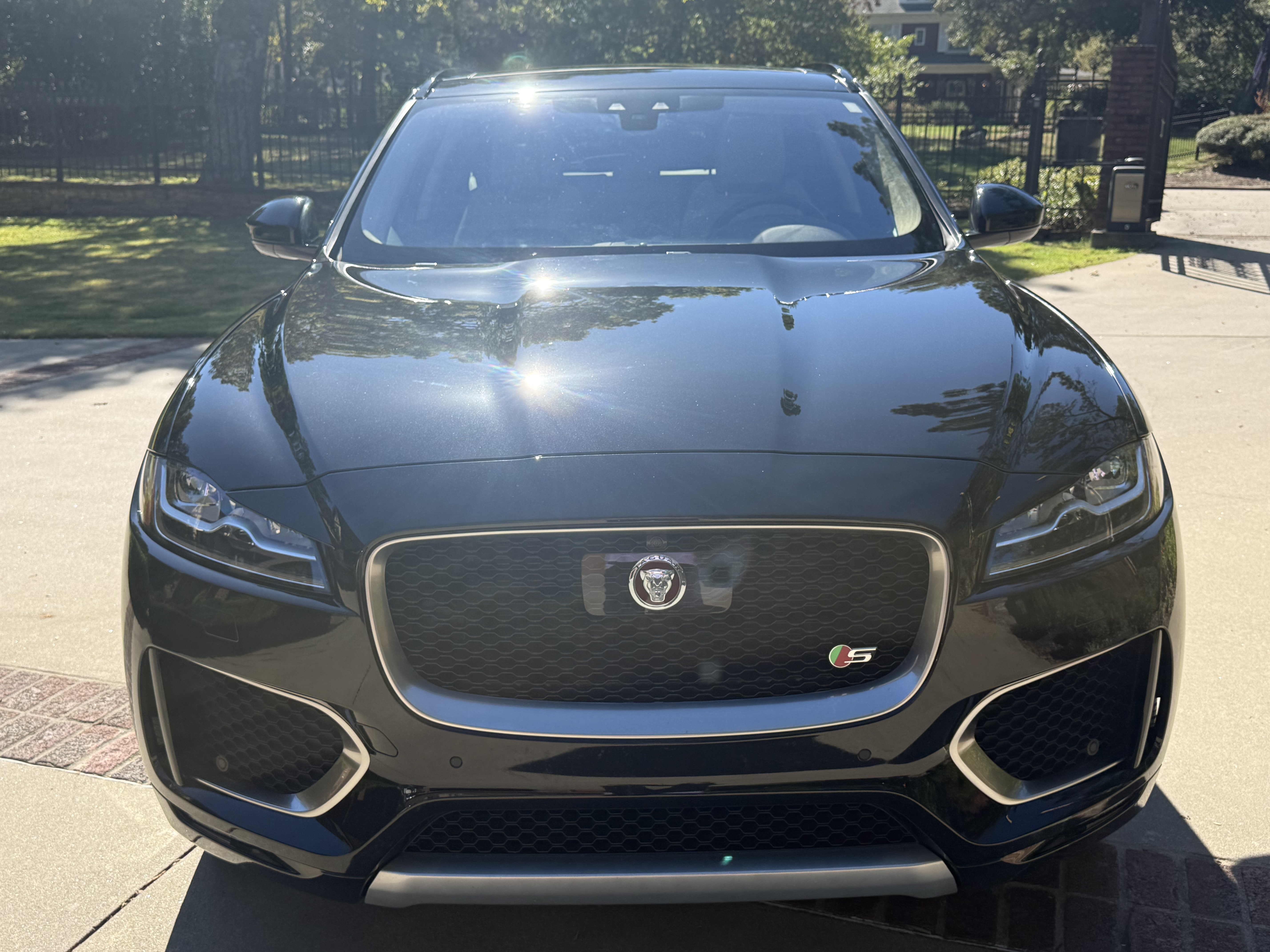 Used 2020 Jaguar F-PACE S AWD/4WD image 4