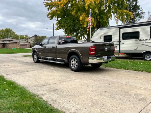 Used 2019 RAM 2500 Laramie image 1