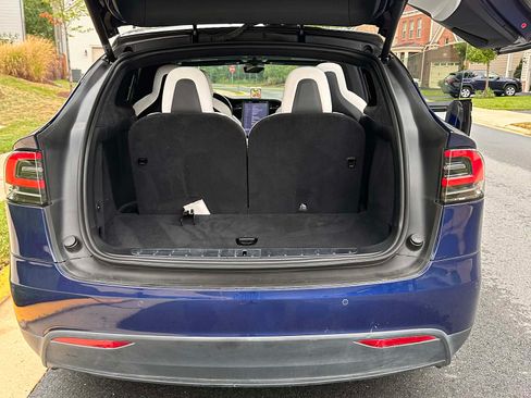 Used 2018 Tesla Model X 100D image 21