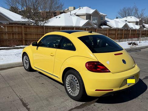 Used 2014 Volkswagen Beetle 1.8T image 4