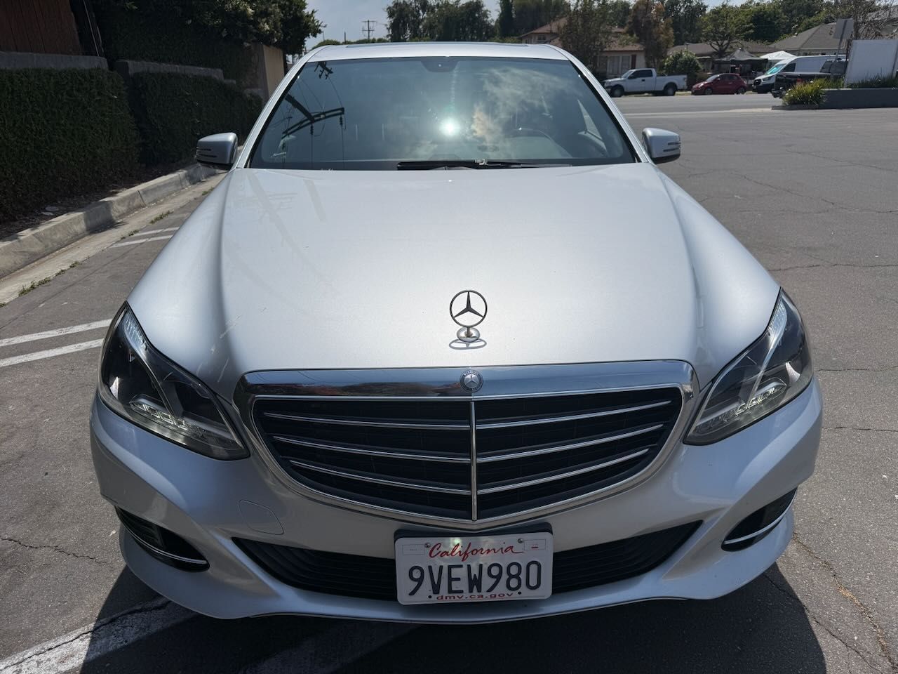 Used 2014 Mercedes-Benz E 350 4MATIC Sedan image 4