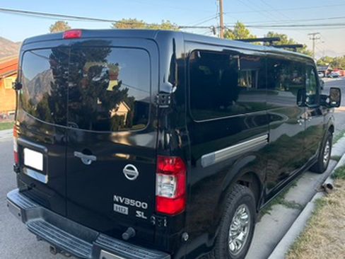 Used 2013 Nissan NV 3500 SL w/ Technology Pkg RWD image 9