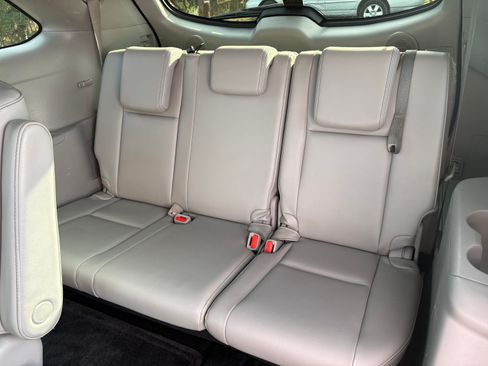 Used 2016 Toyota Highlander Limited Platinum image 13