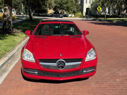 Used 2014 Mercedes-Benz SLK 250 image 25