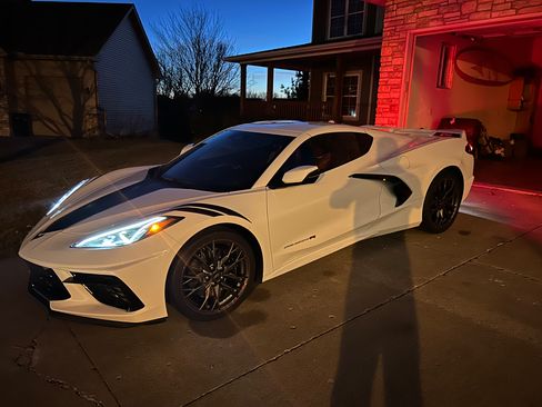 Used 2024 Chevrolet Corvette Stingray Preferred Cpe w/ Z51 Performance Package image 10