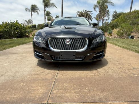 Used 2015 Jaguar XJ L Portfolio image 10