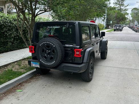 Used 2023 Jeep Wrangler Unlimited Sport image 2