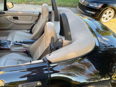 Used 1998 BMW Z3 2.8 image 2