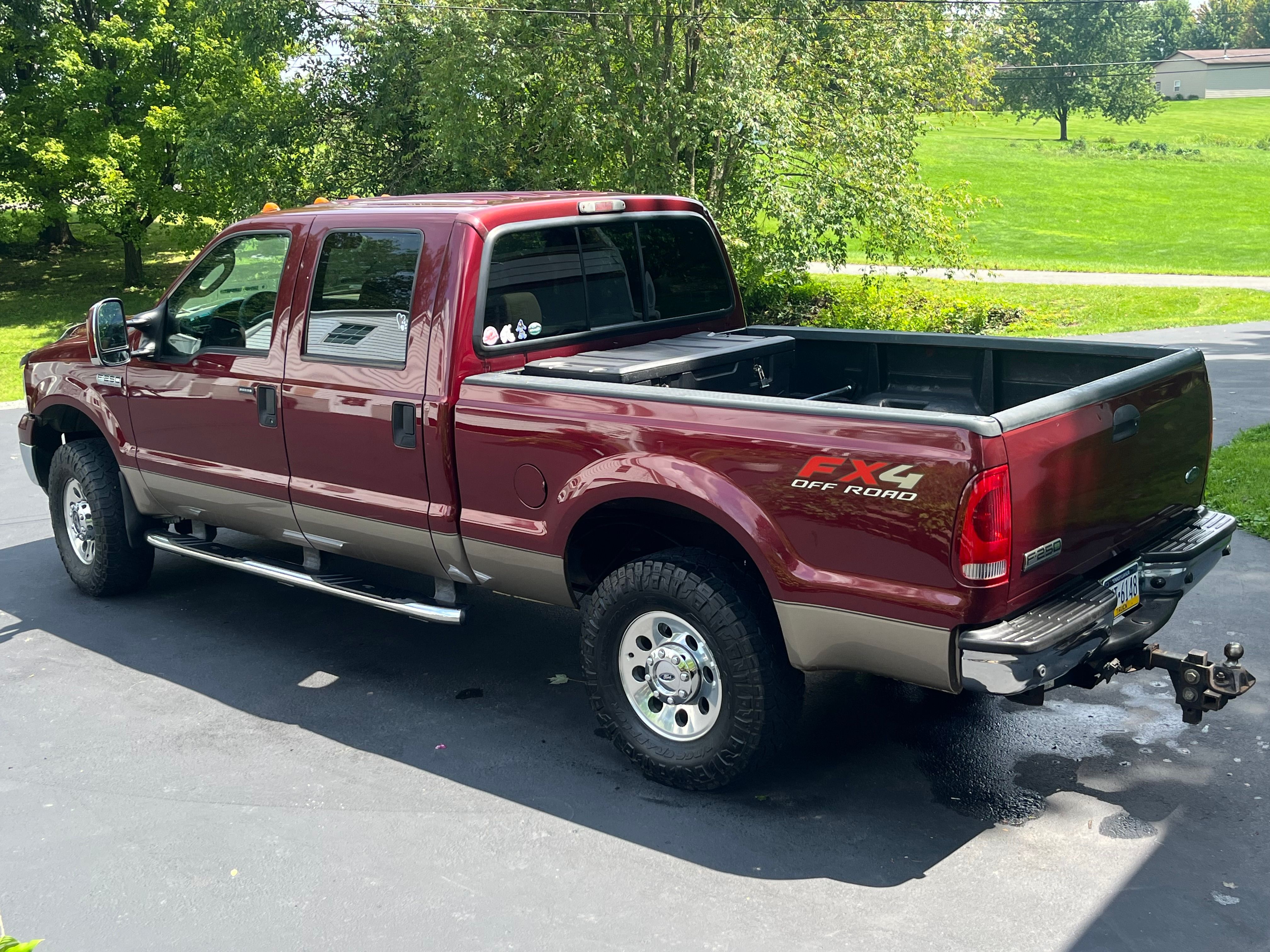 Used 2006 Ford F250 XL AWD/4WD image 1