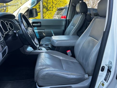 Used 2015 Toyota Sequoia Limited image 14