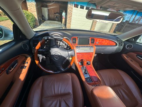 Used 2002 Lexus SC 430 Convertible image 8