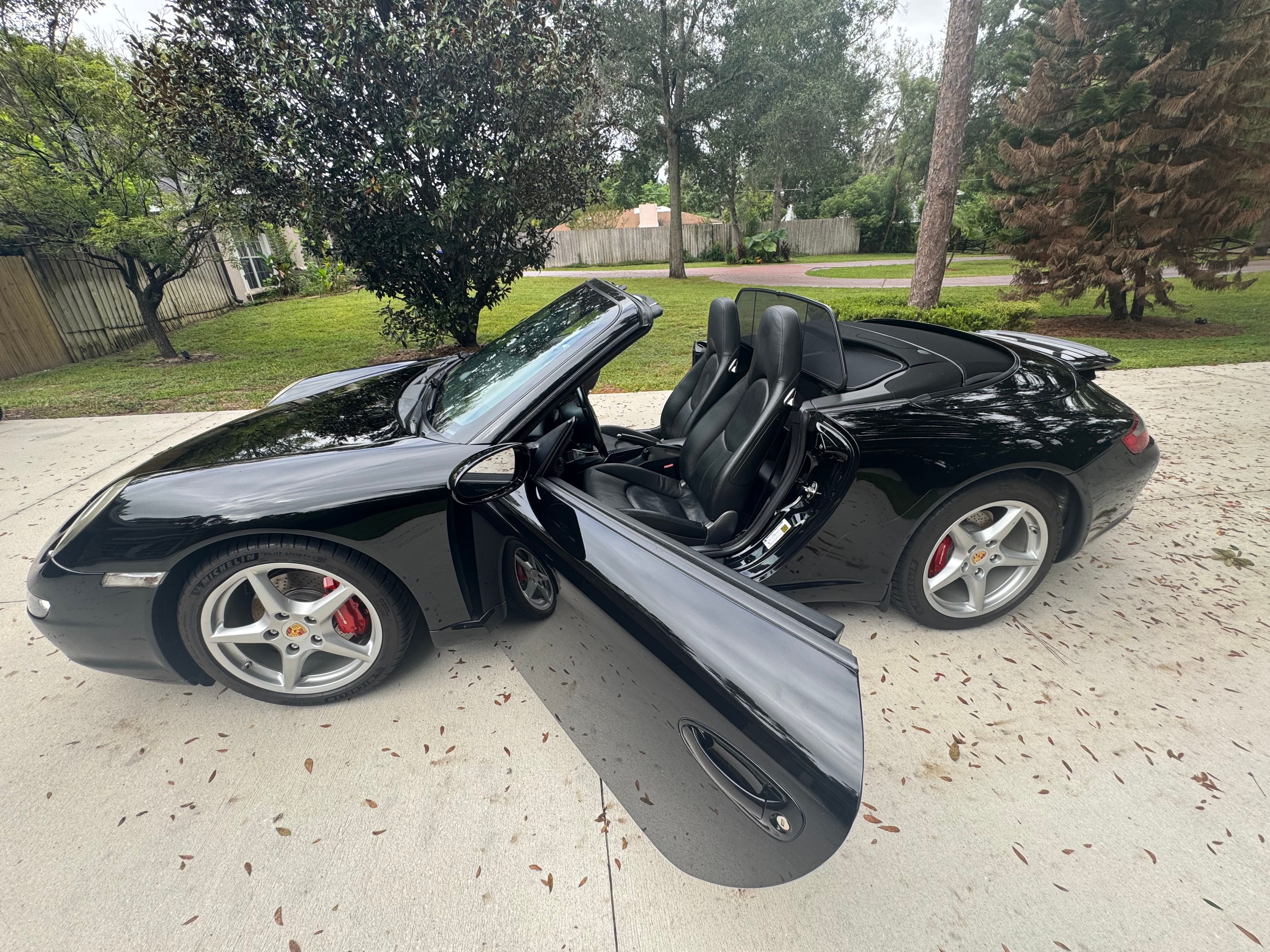 Used 2007 Porsche 911 Cabriolet image 13