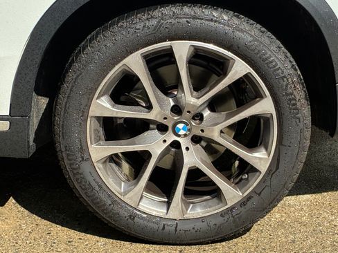 Used 2021 BMW X5 xDrive40i w/ Premium Package 2 AWD/4WD image 22