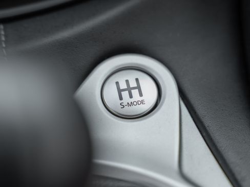 Used 2009 Nissan 370Z Touring w/ Sport Pkg image 27