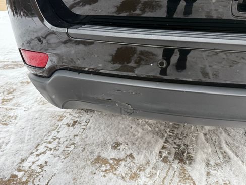 Used 2017 Jeep Grand Cherokee Laredo w/ Quick Order Package 23E image 5