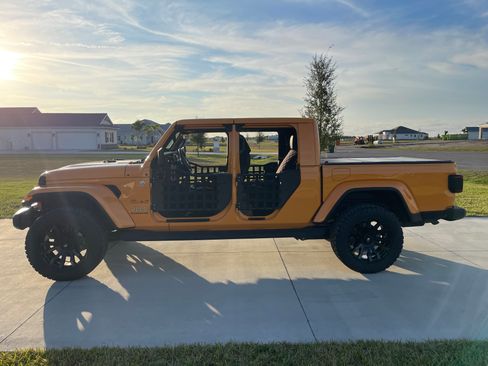 Used 2021 Jeep Gladiator Overland w/ Popular Equipment Package image 15