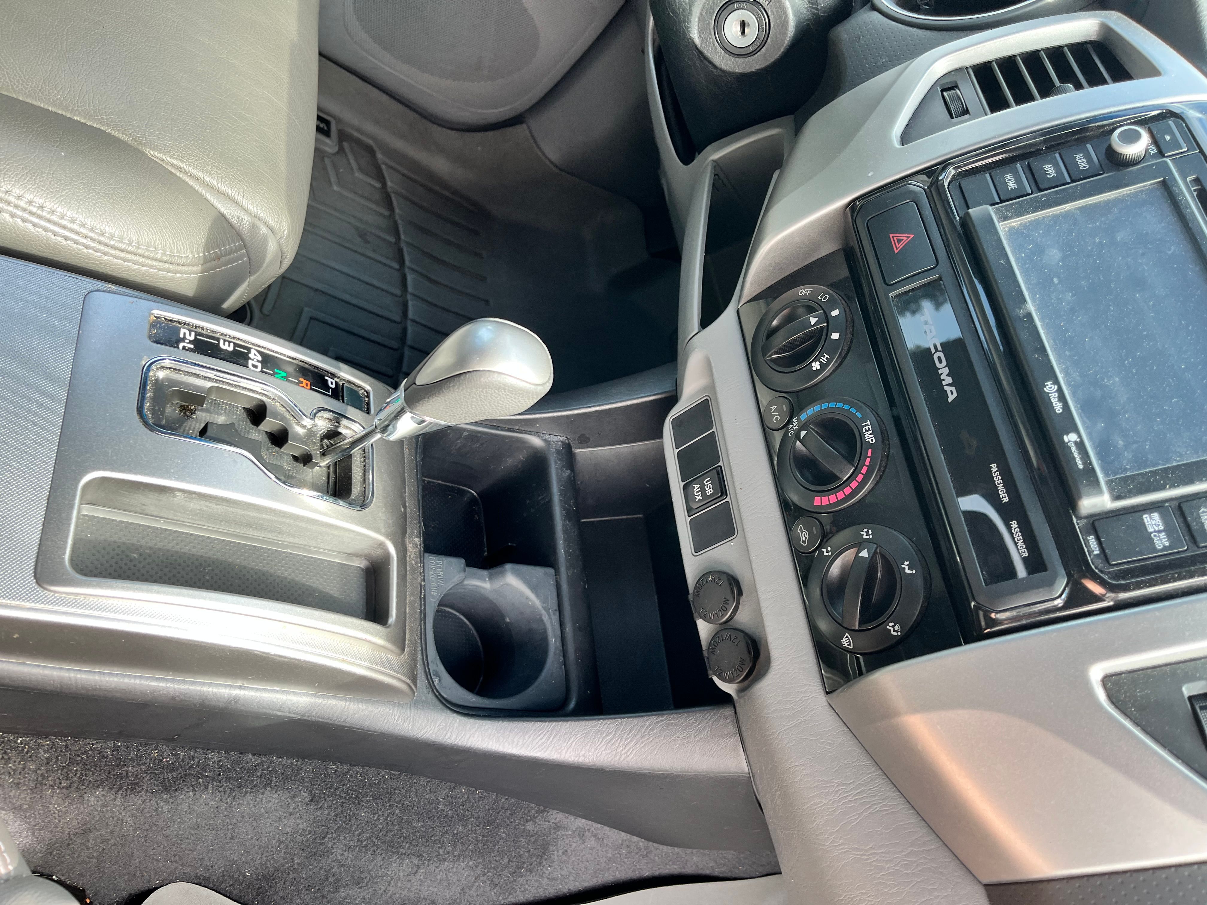 Used 2015 Toyota Tacoma PreRunner w/ TRD Sport Package RWD image 11