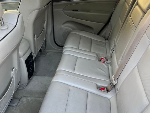 Used 2014 Jeep Grand Cherokee Overland w/ Advanced Technology Group image 13