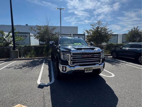 Used 2020 GMC Sierra 2500 SLT w/ SLT Premium Plus Package image 1