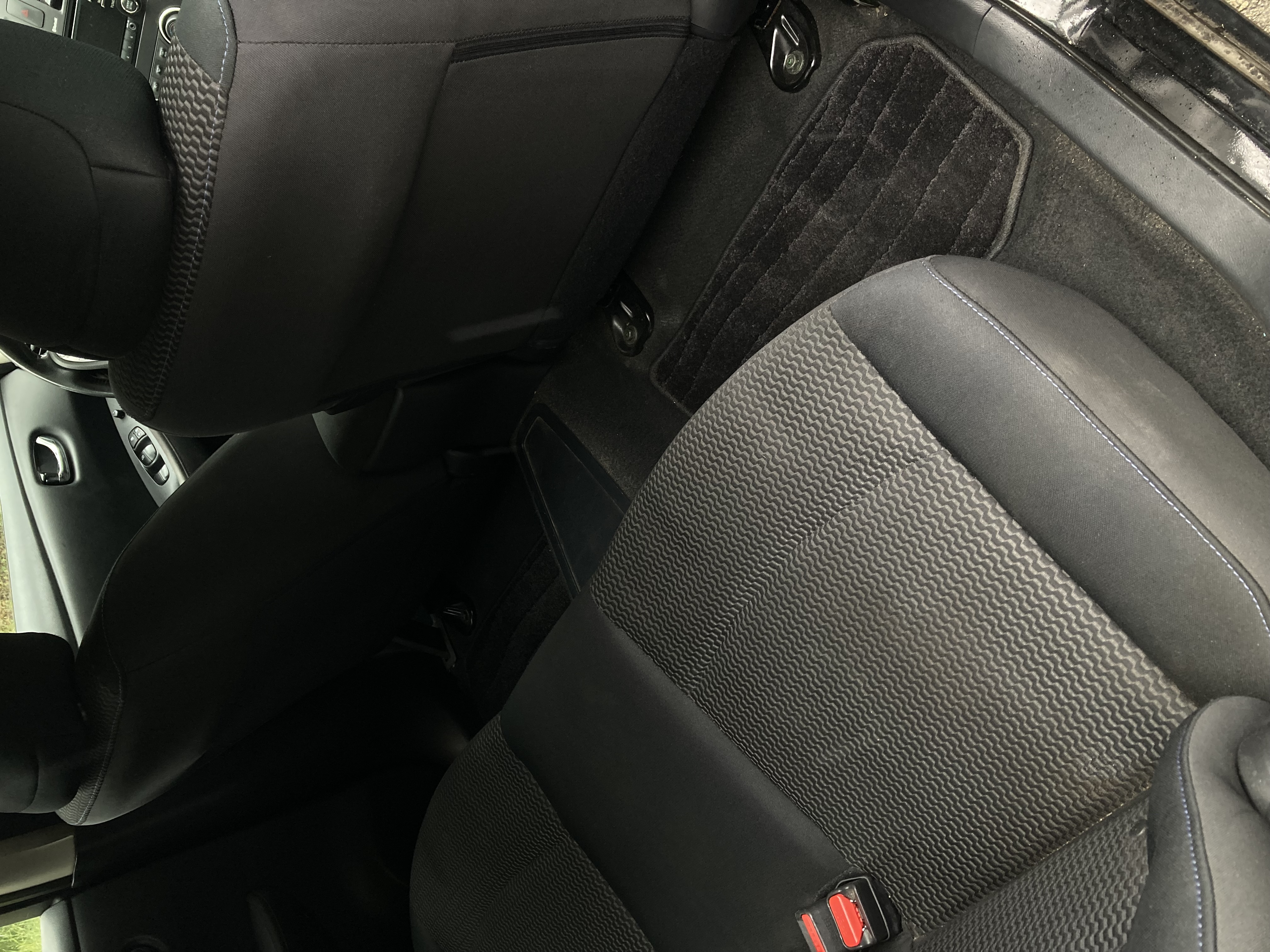 Used 2014 Nissan Leaf S w/ Charge Package FWD image 13