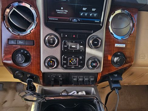 Used 2015 Ford F250 King Ranch w/ FX4 Off-Road Package image 11