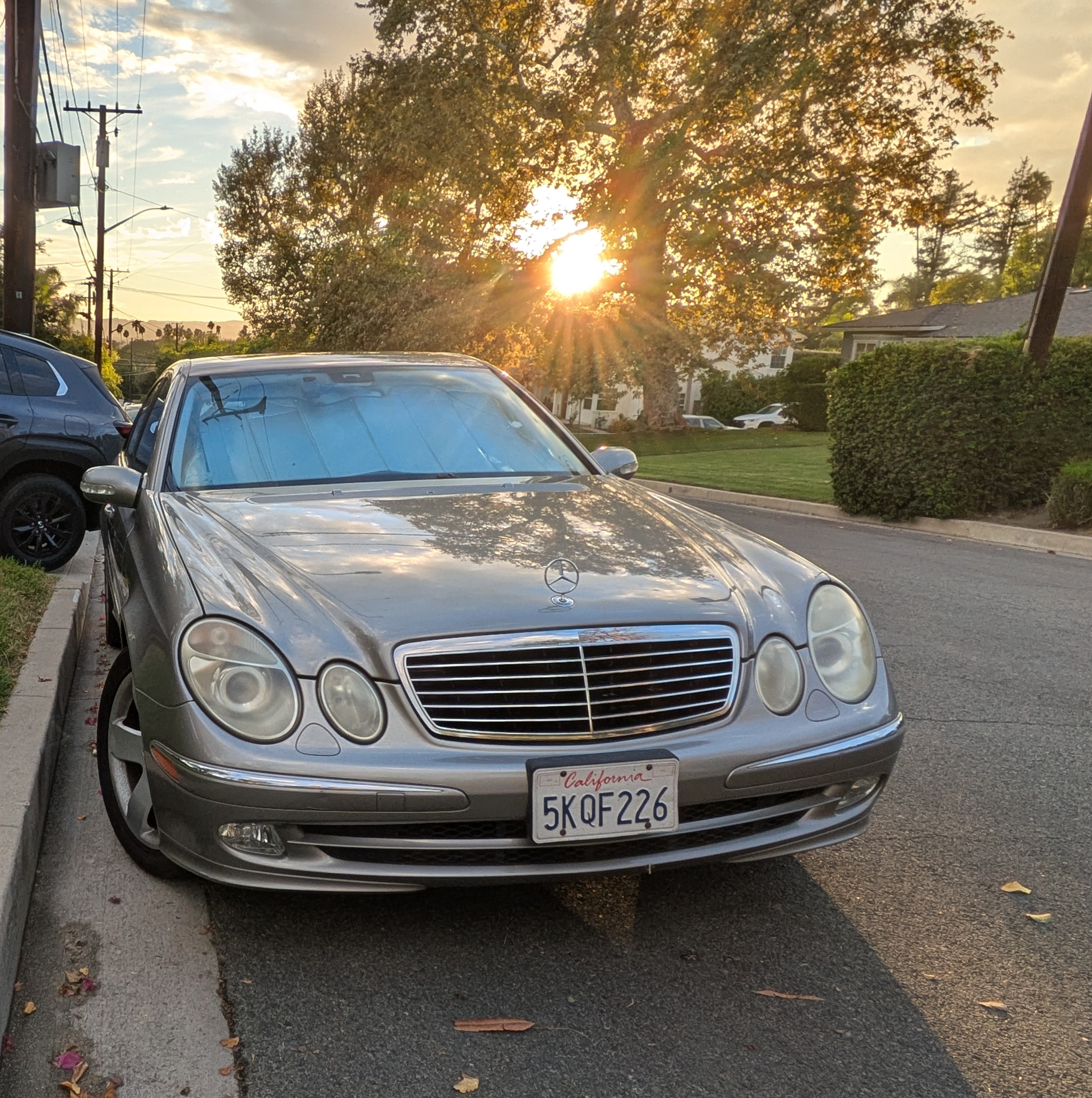 Used 2003 Mercedes-Benz E 320 Sedan image 4