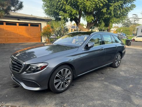 Used 2020 Mercedes-Benz E 450 4MATIC Wagon image 5